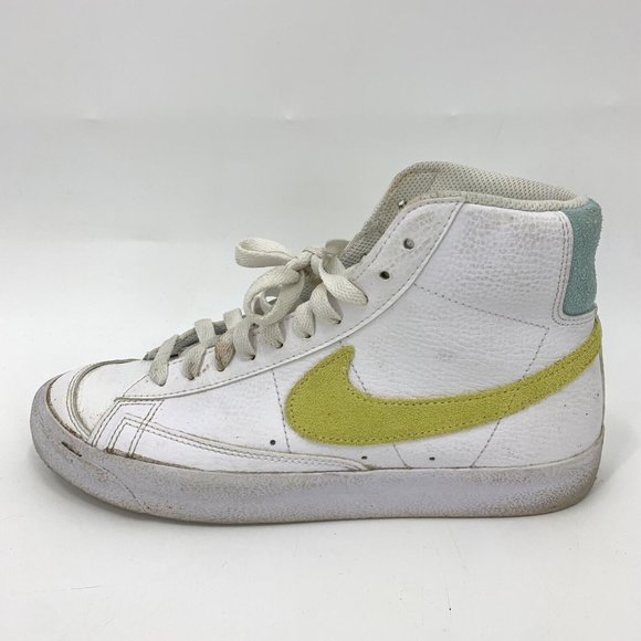 Nike Blazer Mid '77 White Suede Yellow DH4112-100 Youth 7 - Picture 3 of 10